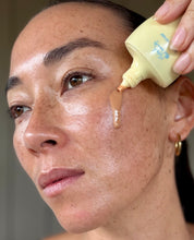 health retreat tinted glow serum