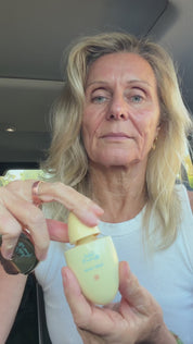 health retreat tinted glow serum